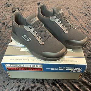 Skechers Women's Squad Sr Food Service Shoe